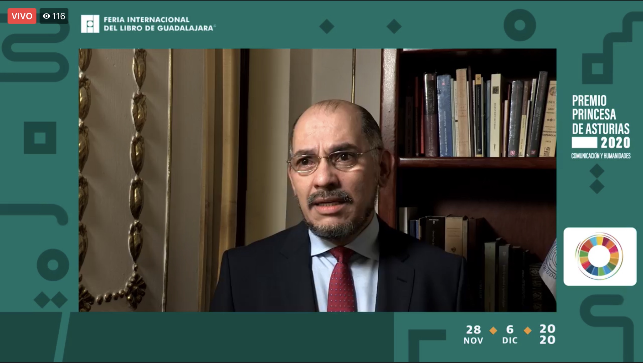 Director del SiUBiUDG, Dr. Sergio López Ruelas, dando la bienvenida al Coloquio